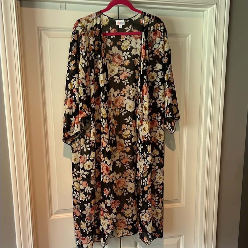 LuLaRoe Large Shirley Floral Kimono - Black, Light Pink, Cream